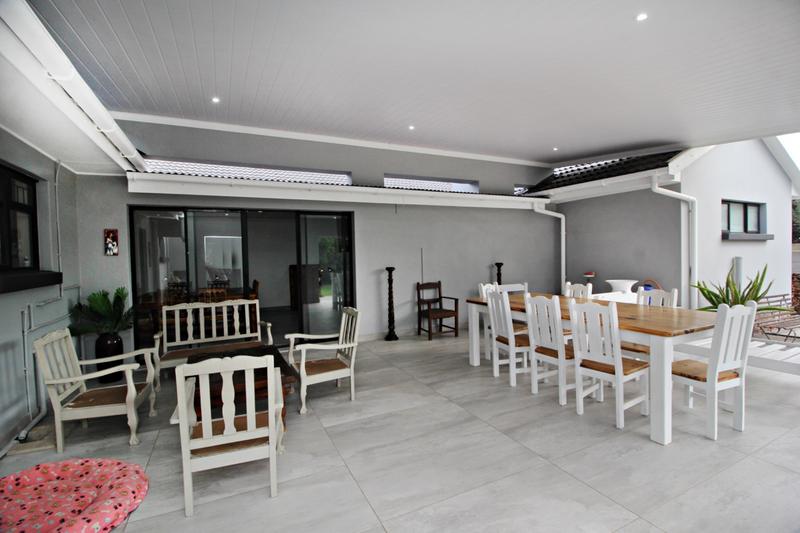 5 Bedroom Property for Sale in Fraaiuitsig Western Cape